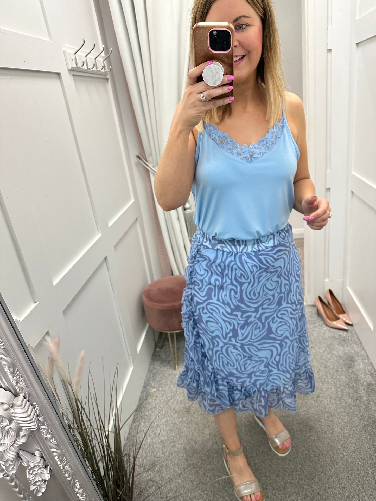 Byrexima blue bell lace vest top