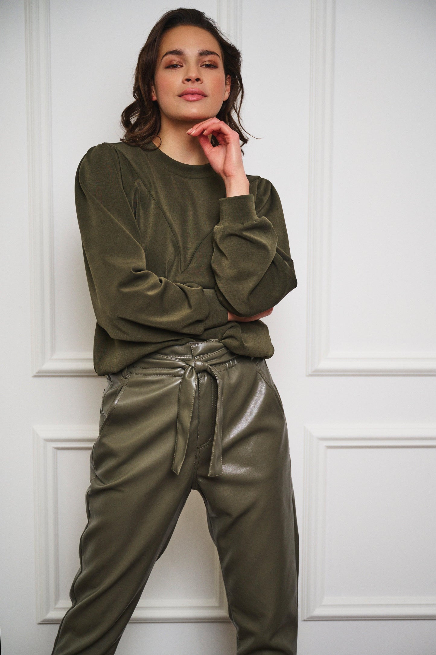 Leaf green paper bag leather trousers 11503 - Our Secret Boutique  Esqualo