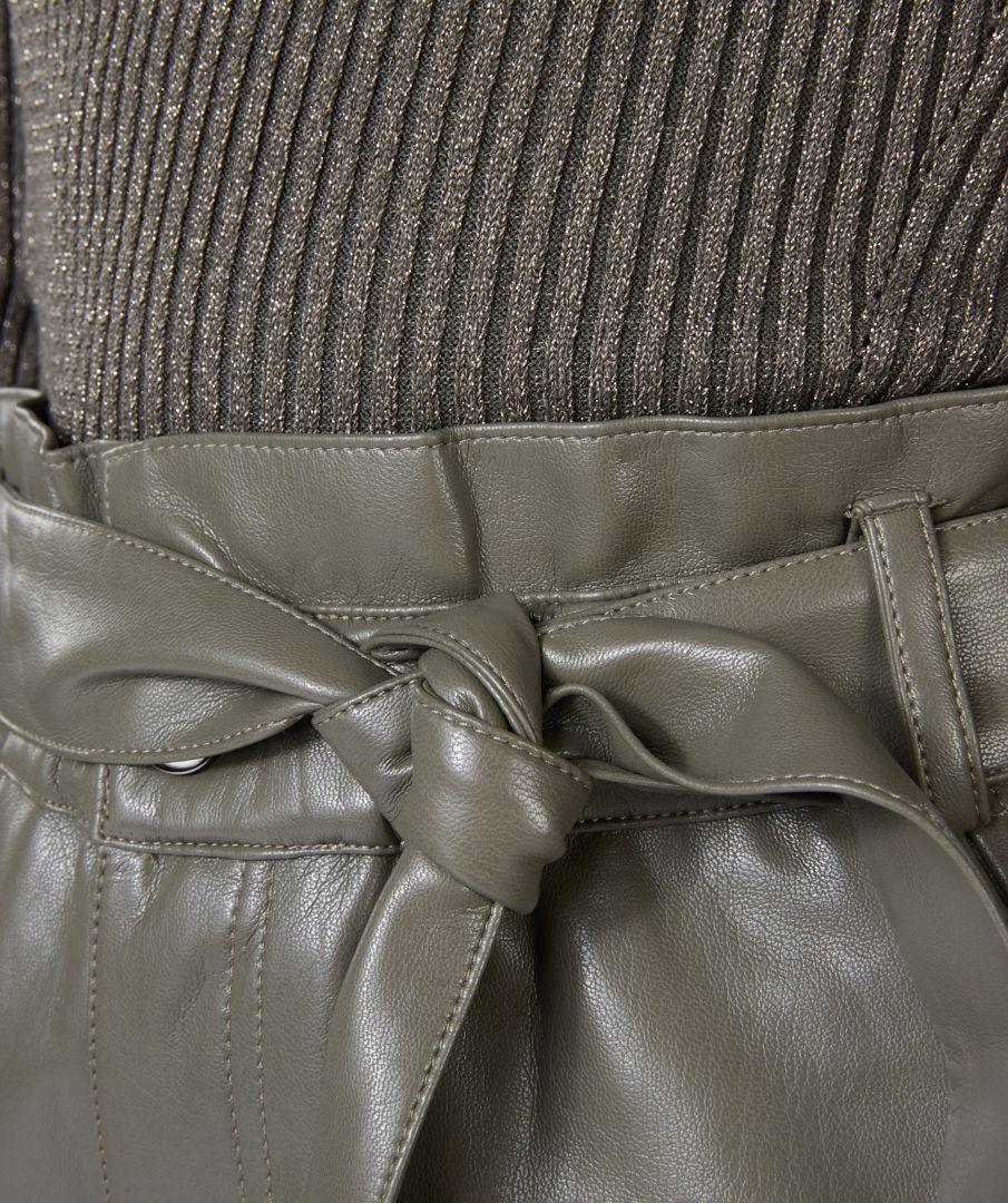 Leaf green paper bag leather trousers 11503 - Our Secret Boutique  Esqualo