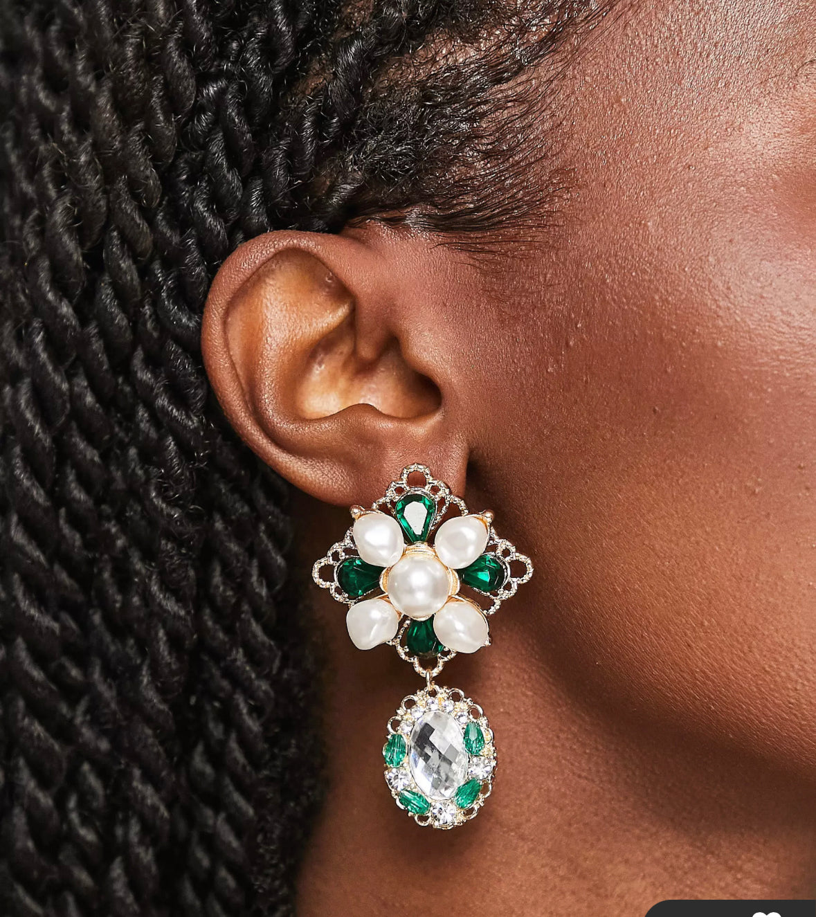 Pcsabbi emerald green, gold and pearl earrings